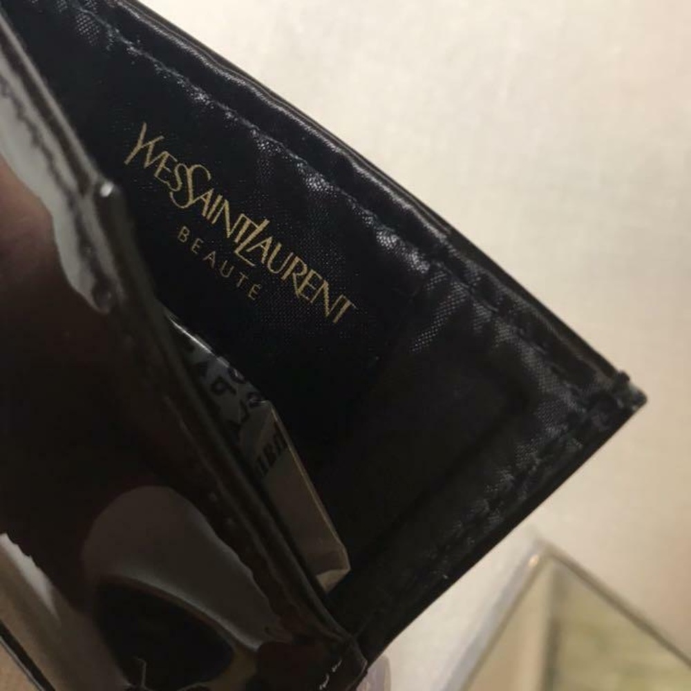 Yves Saint Laurent Rare Makeup Compact Mirror with Black Patent Leat… - Picture 12 of 12